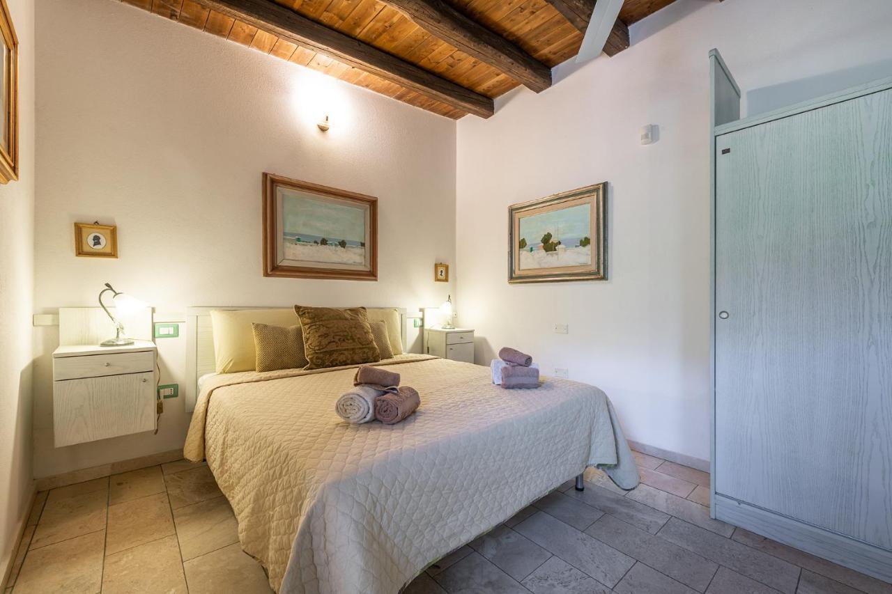 Guest House Villa Verde - Short Term Room Rentals Torre delle Stelle Exterior photo